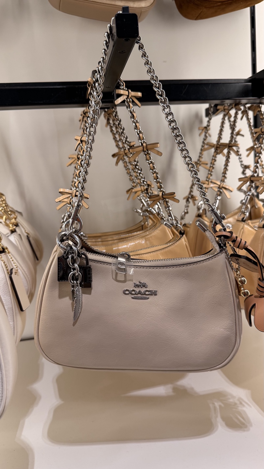 Teri Shoulder Bag · Grey