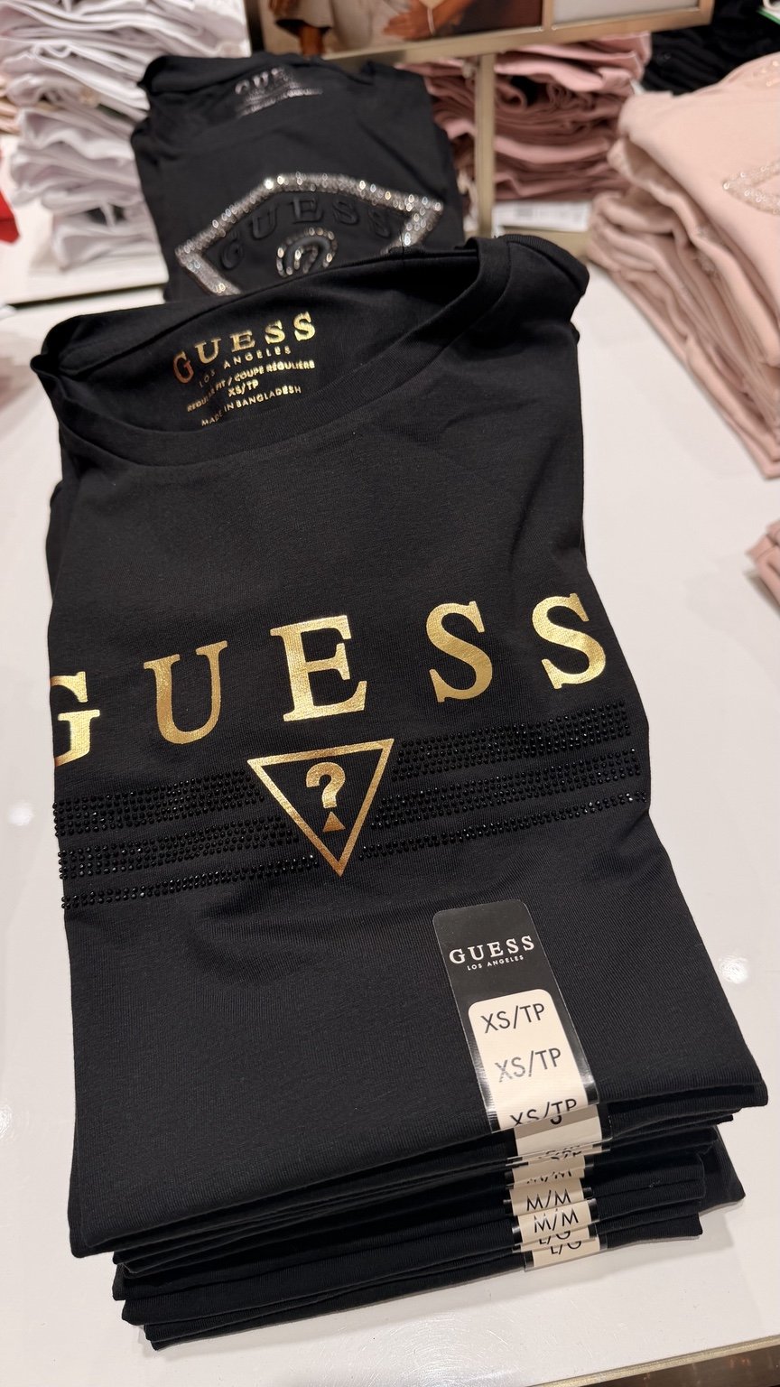 Black gold triangle GUESS tee