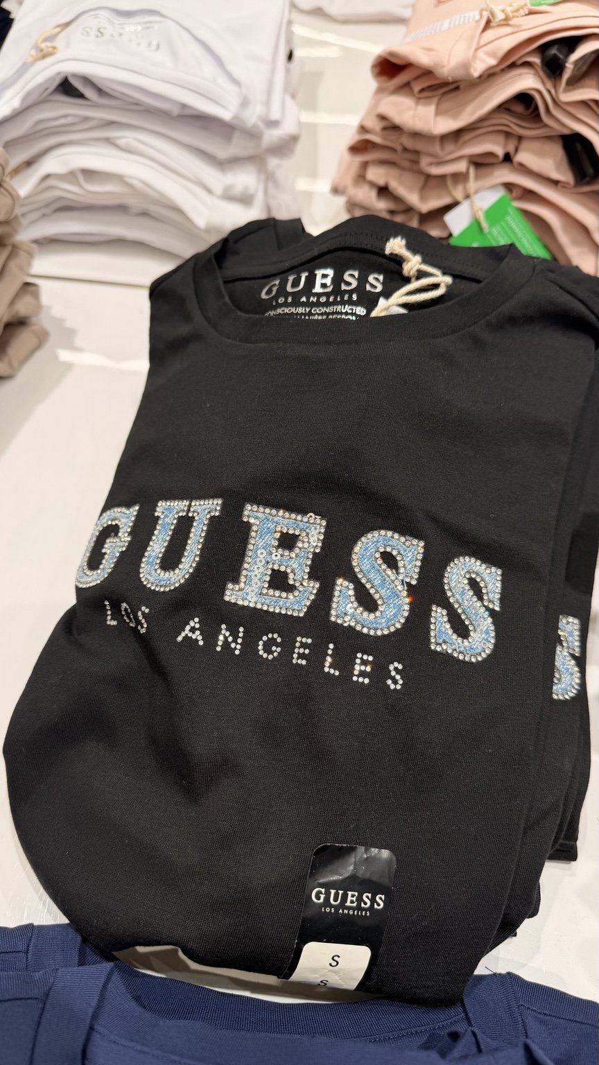 Black GUESS Los Angeles tee