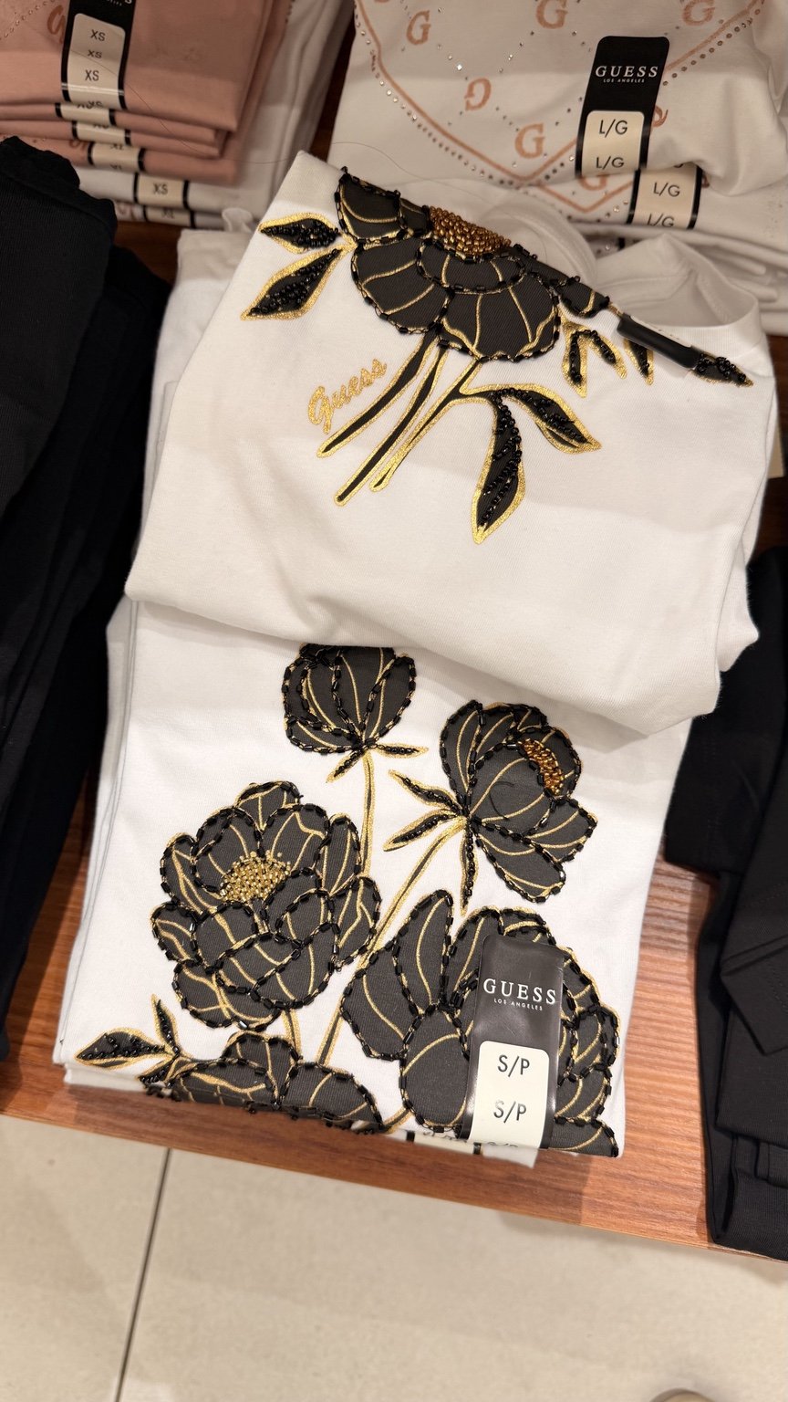 Ivory gold floral GUESS tee