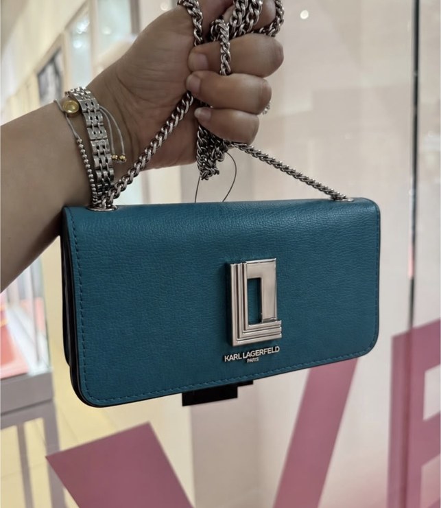 Monogram chain wallet · teal
