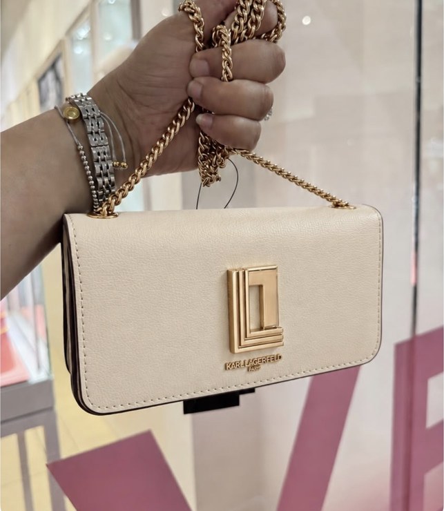 Monogram chain wallet · ivory