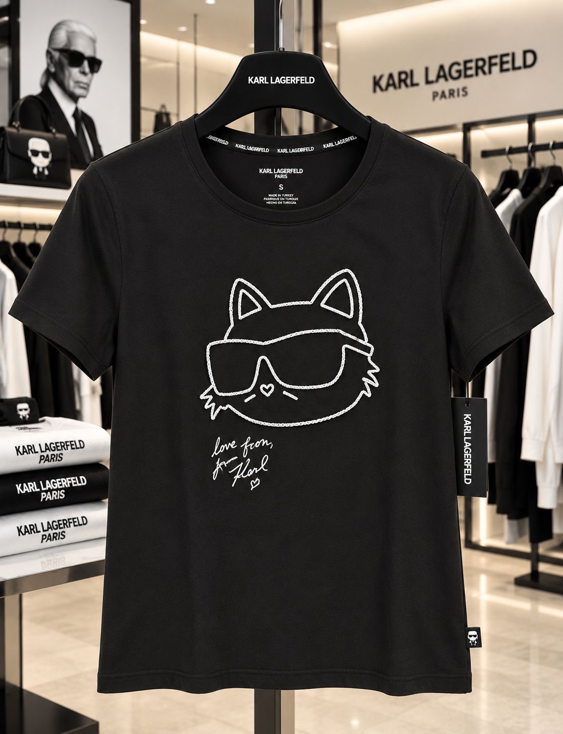 Black Choupette line art tee