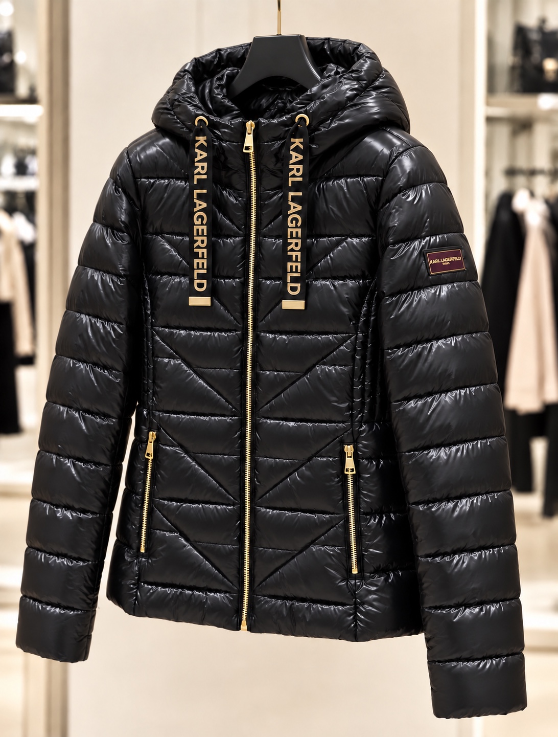 Hooded Short Puffer